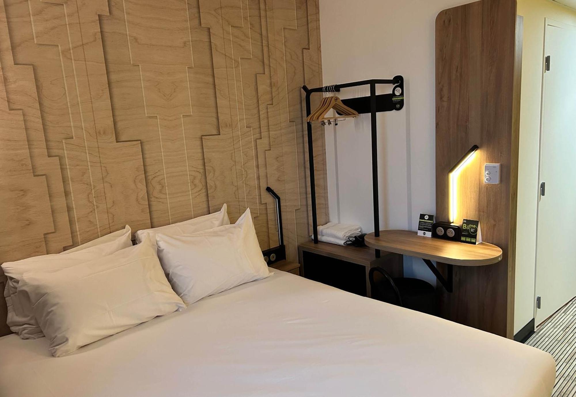 B&B Hotel Cergy Saint-Christophe Gare Eksteriør billede