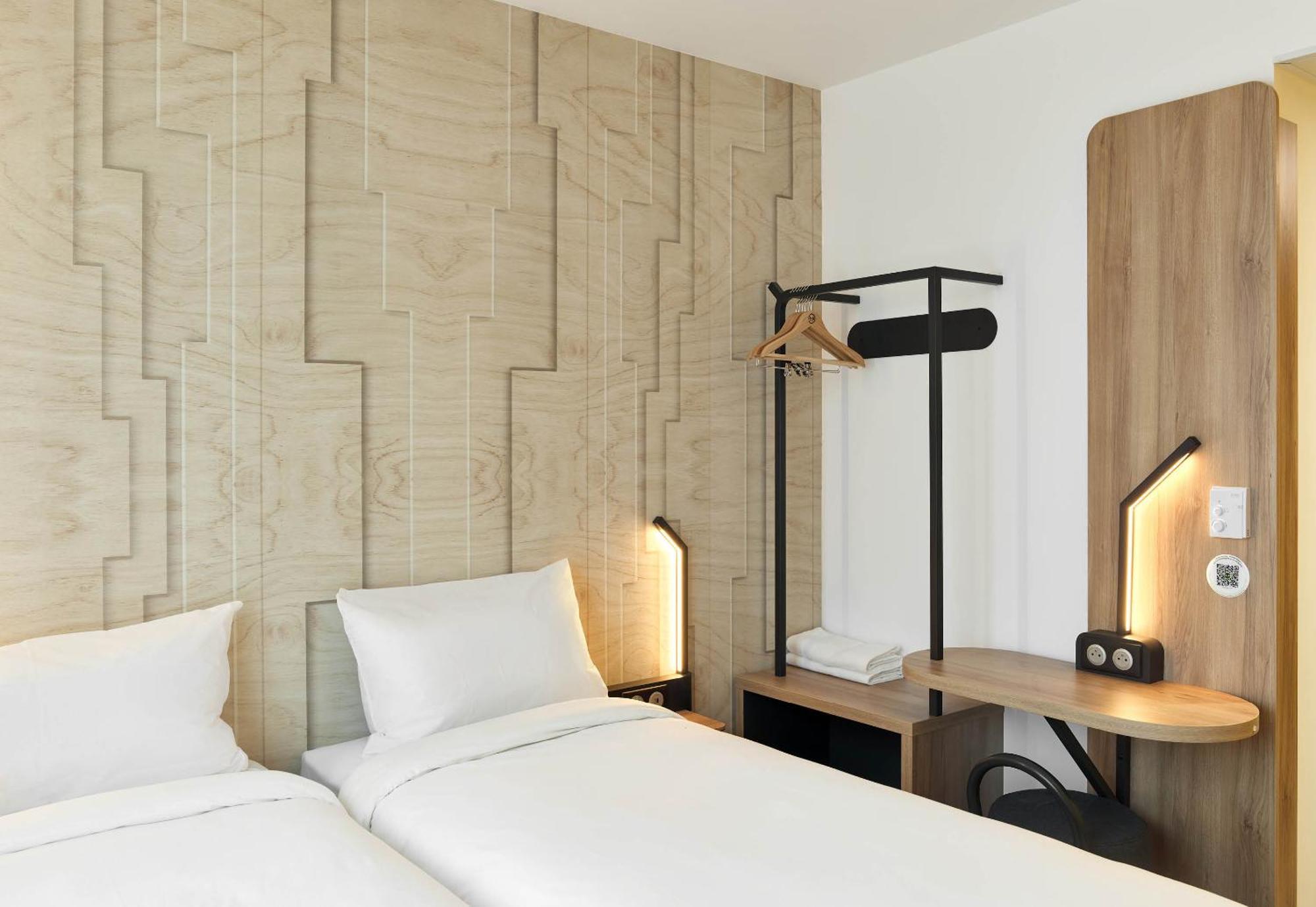 B&B Hotel Cergy Saint-Christophe Gare Eksteriør billede