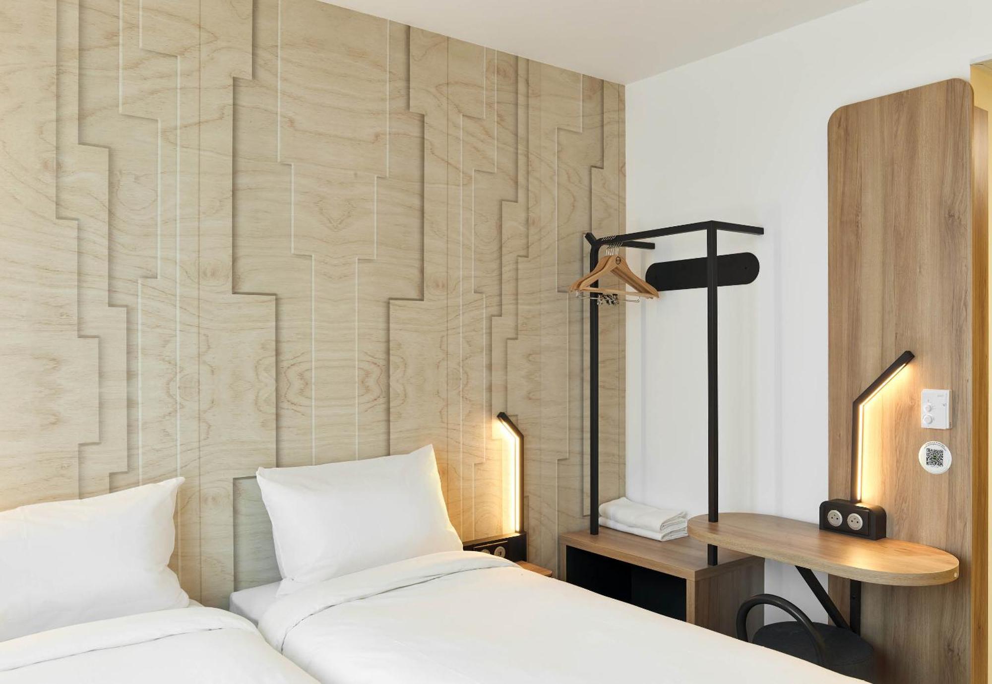 B&B Hotel Cergy Saint-Christophe Gare Eksteriør billede