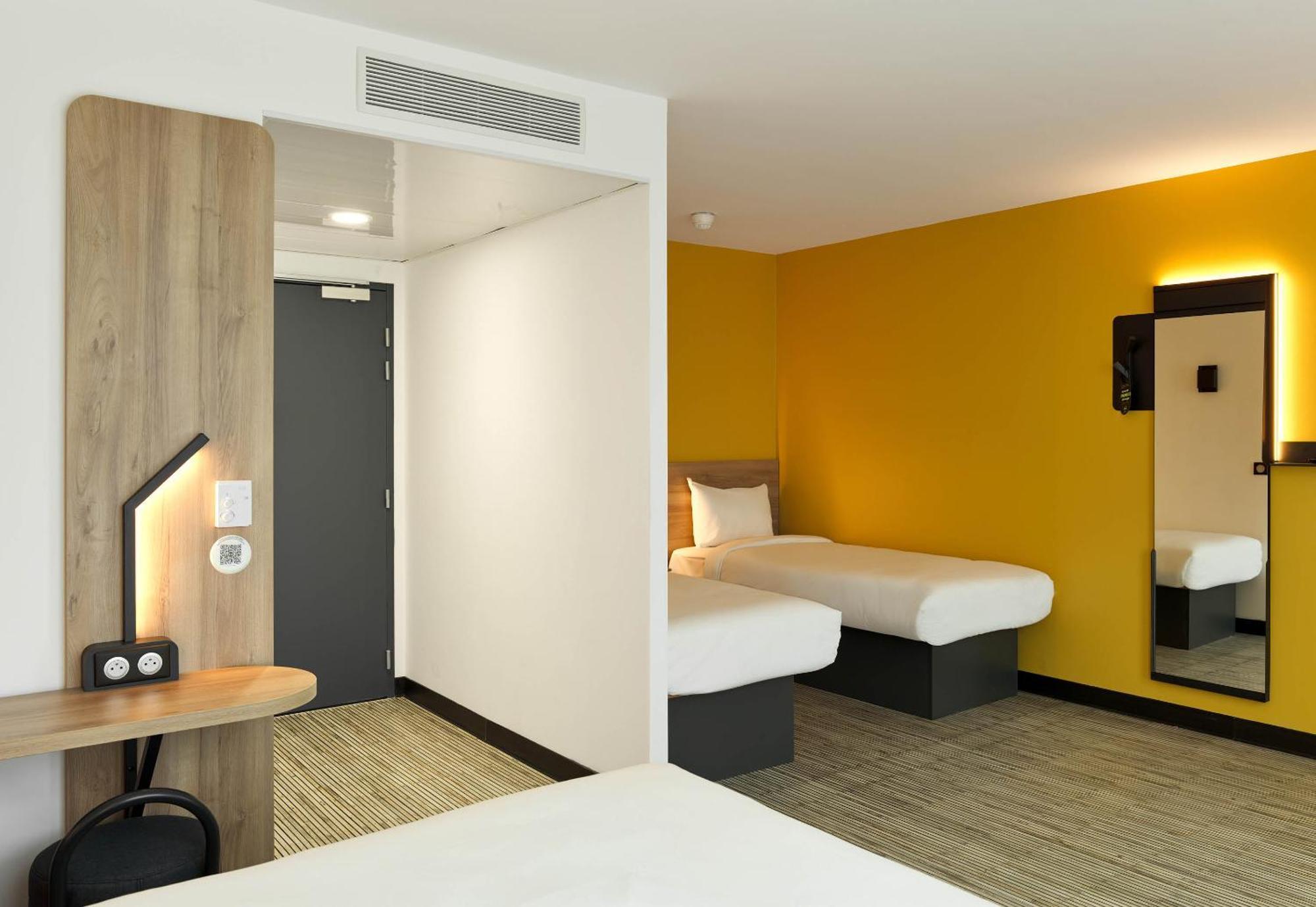B&B Hotel Cergy Saint-Christophe Gare Eksteriør billede