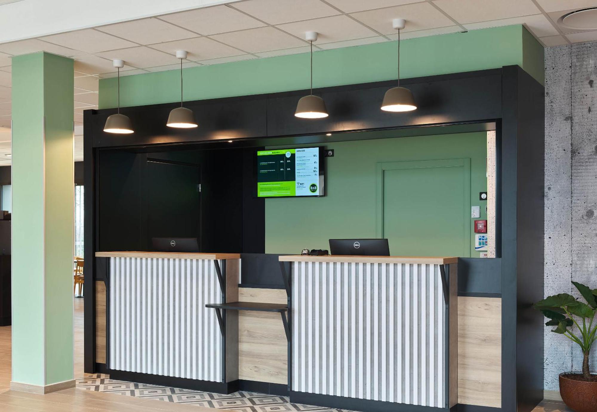 B&B Hotel Cergy Saint-Christophe Gare Eksteriør billede