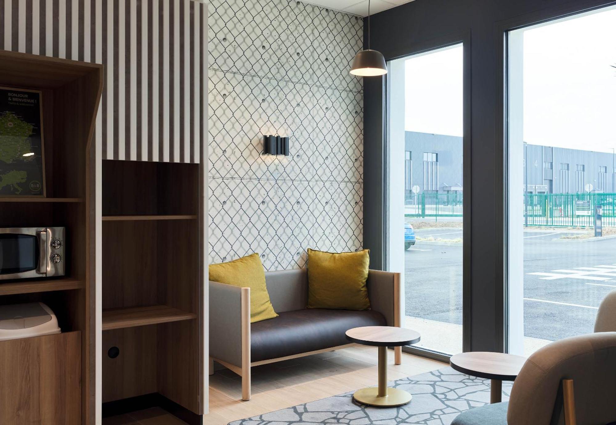 B&B Hotel Cergy Saint-Christophe Gare Eksteriør billede